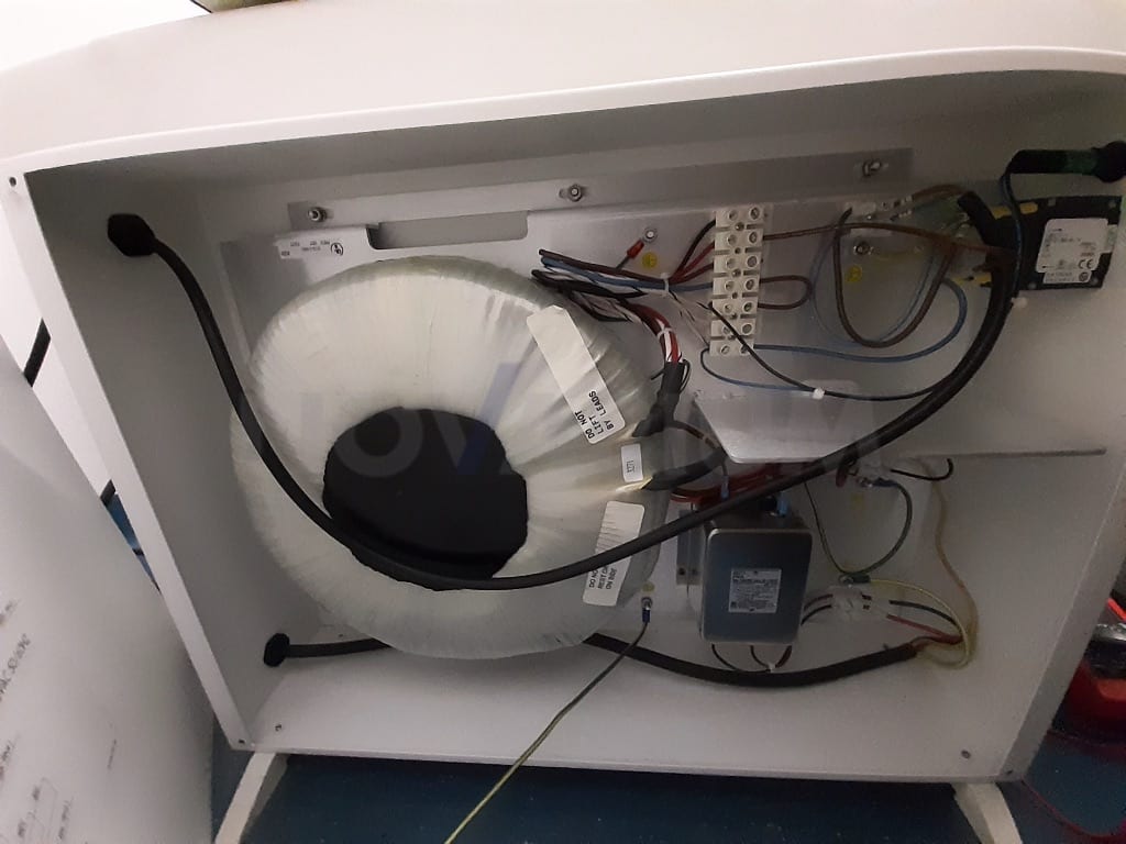 Hologic LBL-00058 - AC Power Isolation Module.jpg