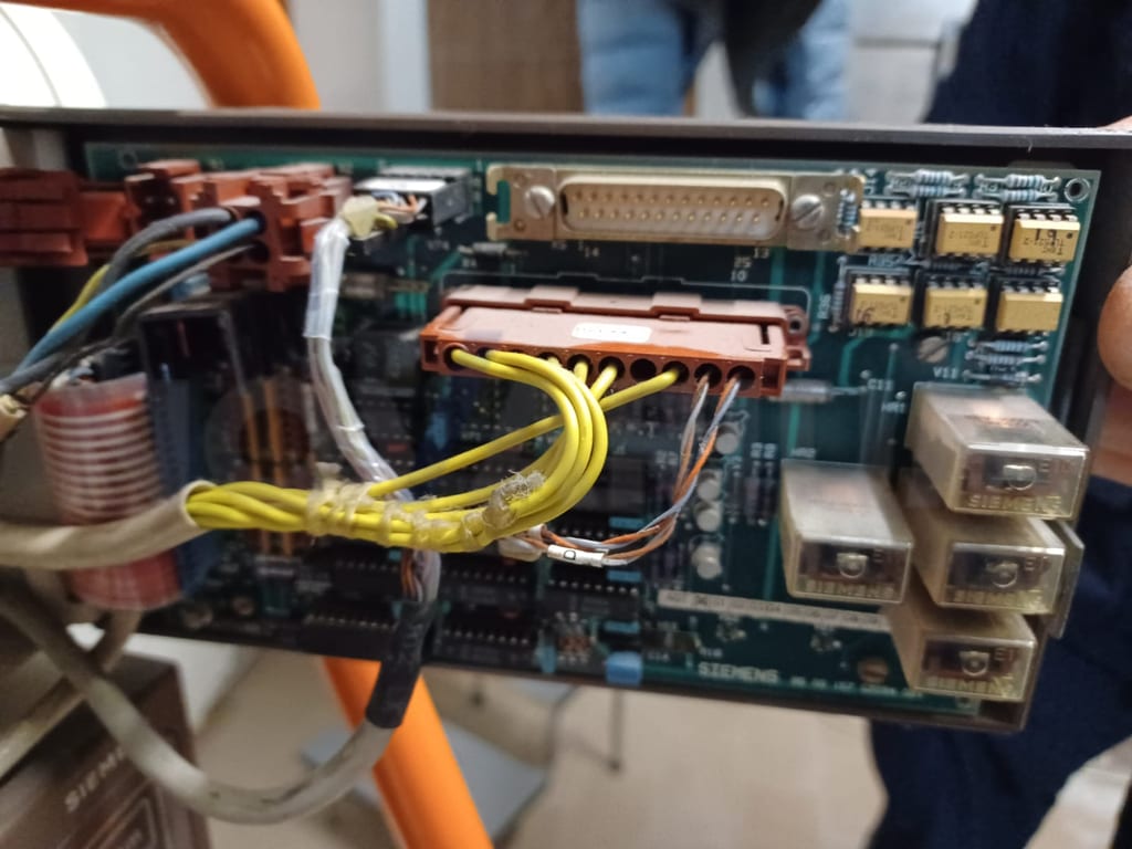 Siemens 8600157 - Board (1).jpg