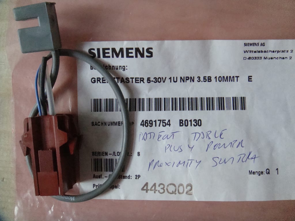 Siemens 4691754 - Limit Switch.JPG