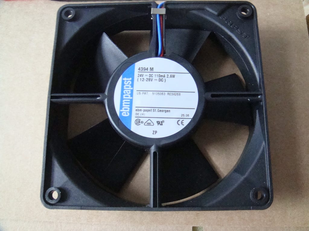 Siemens 4689691 Fan 24V 2.6W.JPG