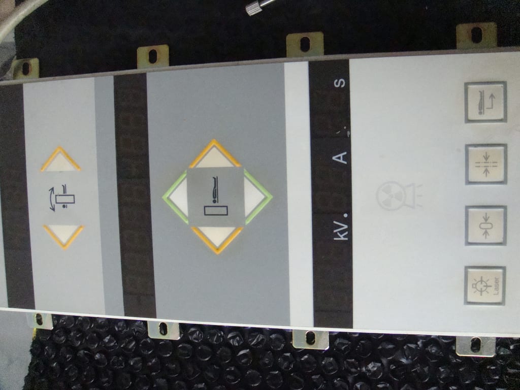 Siemens 1608509 Control Panel Key.JPG