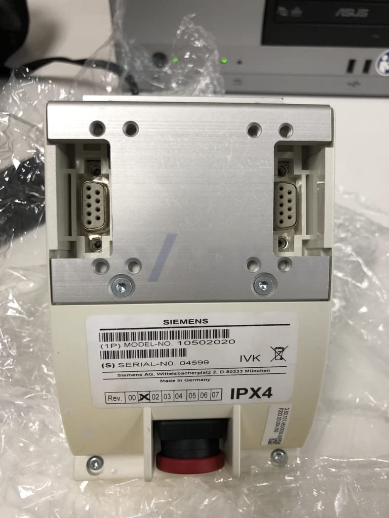 Siemens 10502020 - SCM Stand Control Module for Axiom Artis Zee Biplane Label.jpeg