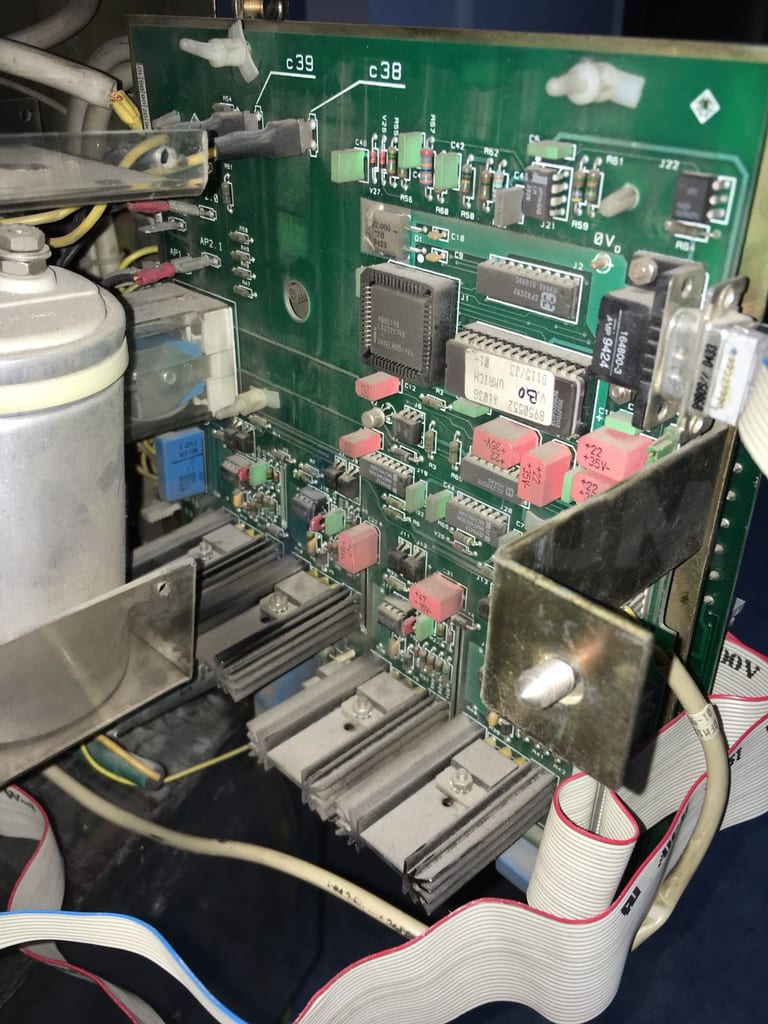Siemens 8950776 - D115 Board E3 (2).jpg