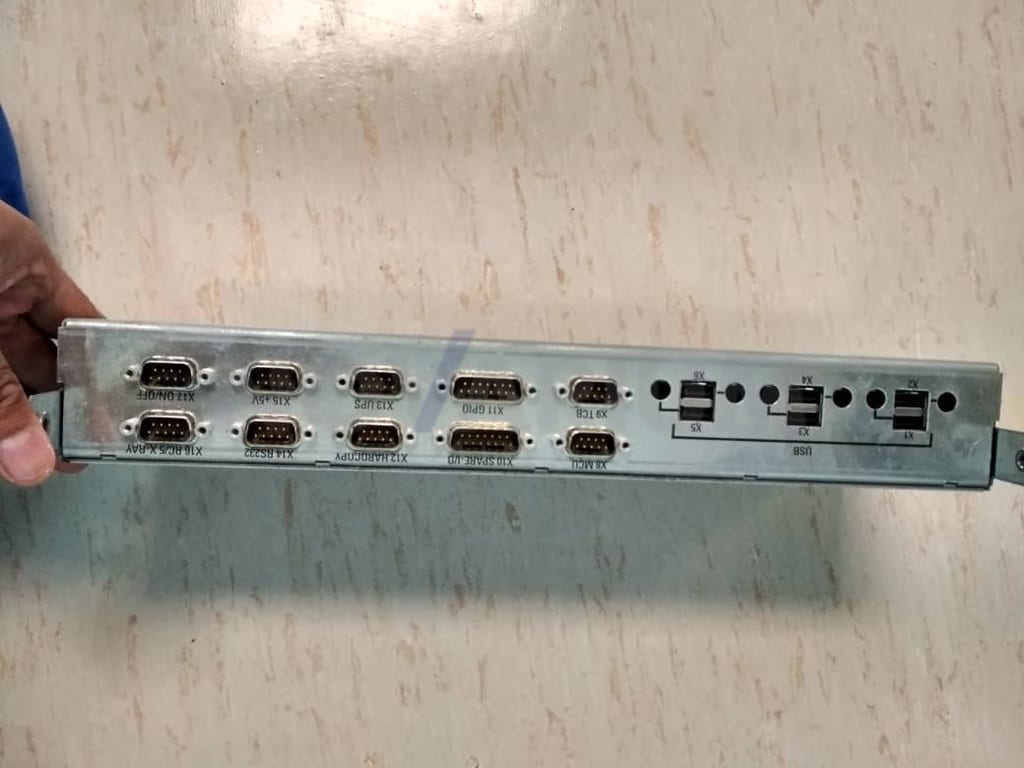 Philips 4522-165-0724 B112738-0012 Break Out Box (BOB) (3).jpg