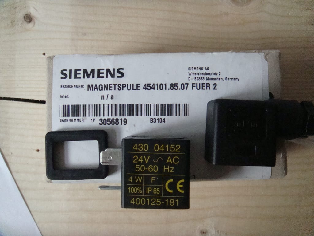 Siemens 3059819 Coil.JPG
