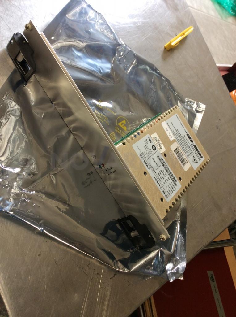 Siemens 3098449 AC-DC 19" Incl. Frontplatte Magnetom Avanto.jpg