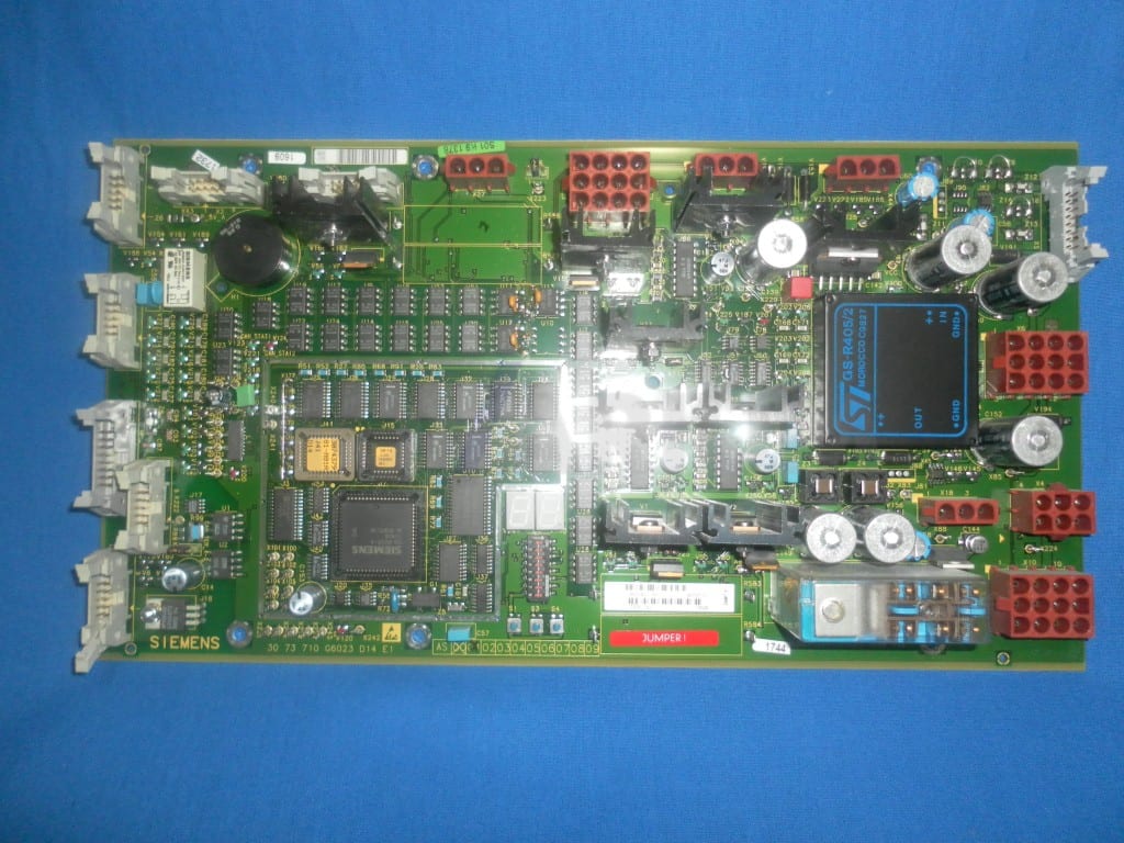 Siemens 3073710 - D14 Board (1).JPG